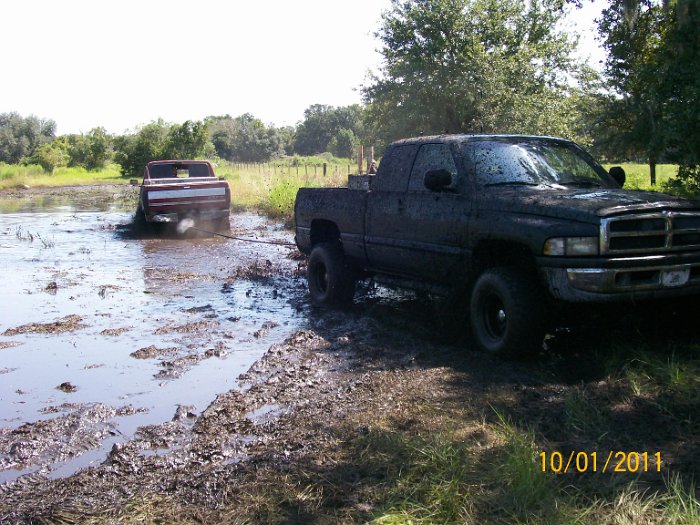 2011-Oct-01 HGR4X4 Cookout P1 053
